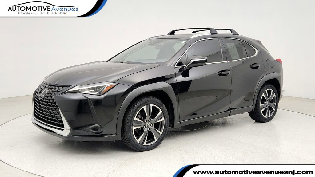 Used 2019 Lexus UX 200 w/ Accessory Package 2