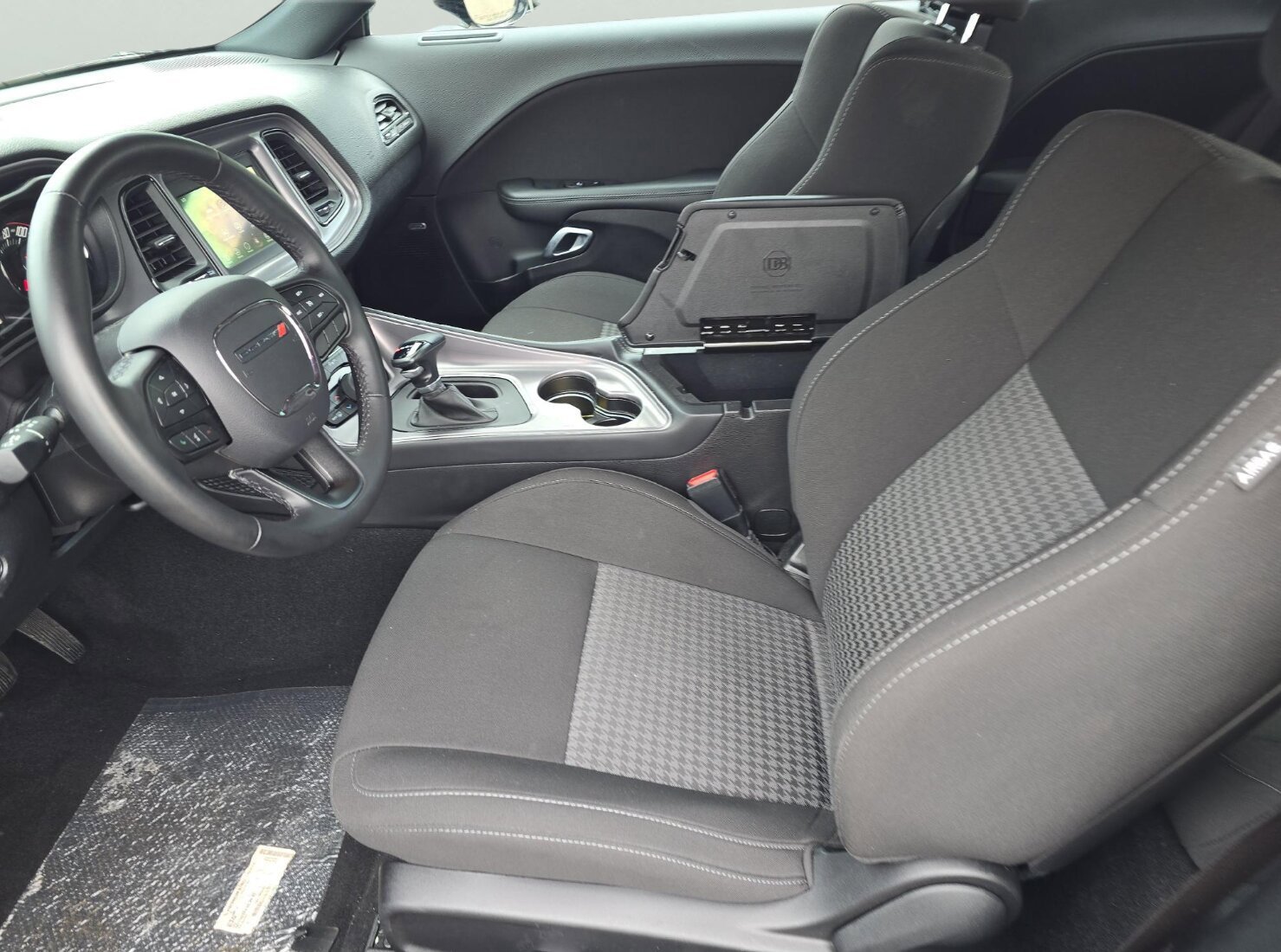 Used 2023 Dodge Challenger GT w/ Blacktop Package image 11