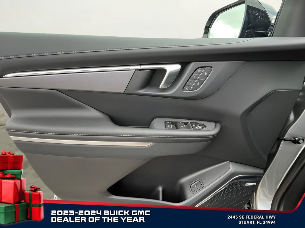 New 2025 Buick Enclave Sport Touring w/ Super Cruise Package image 45