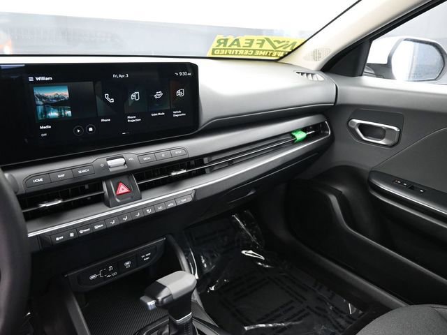 Used 2025 Kia K4 LXS image 21