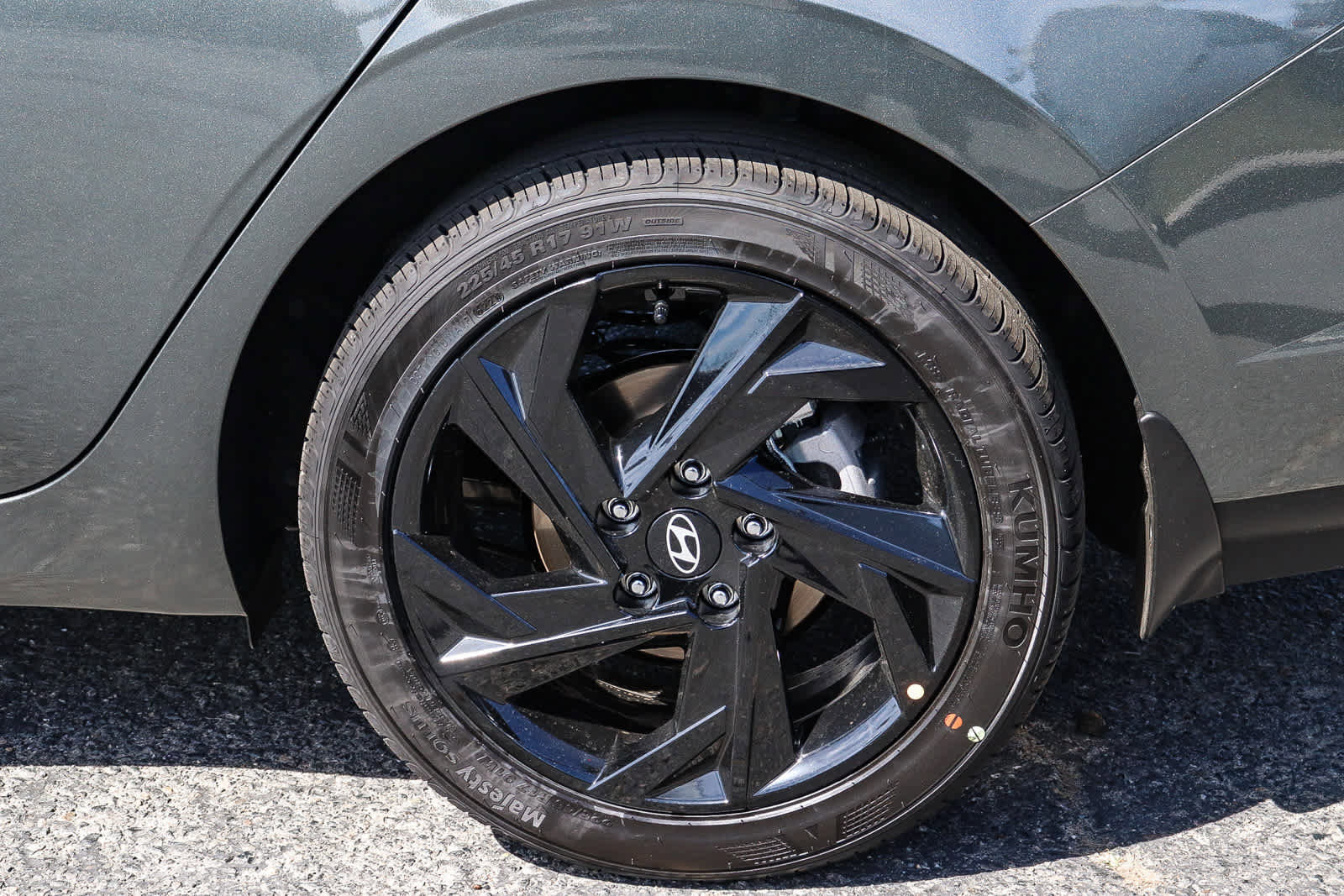 New 2026 Hyundai Elantra Sport FWD image 11