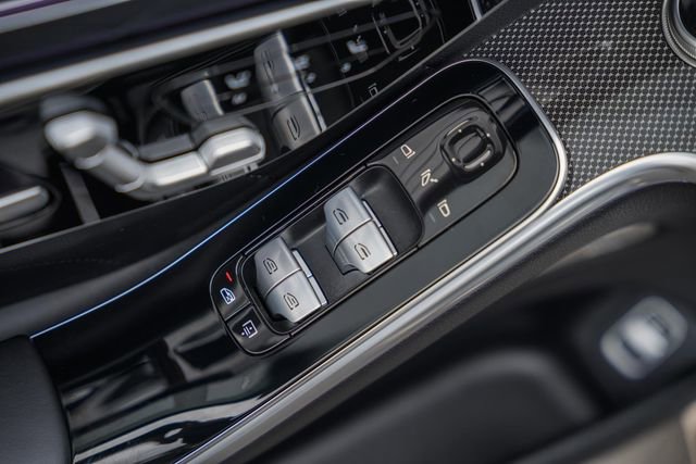 Certified 2025 Mercedes-Benz S 580 4MATIC Sedan image 38