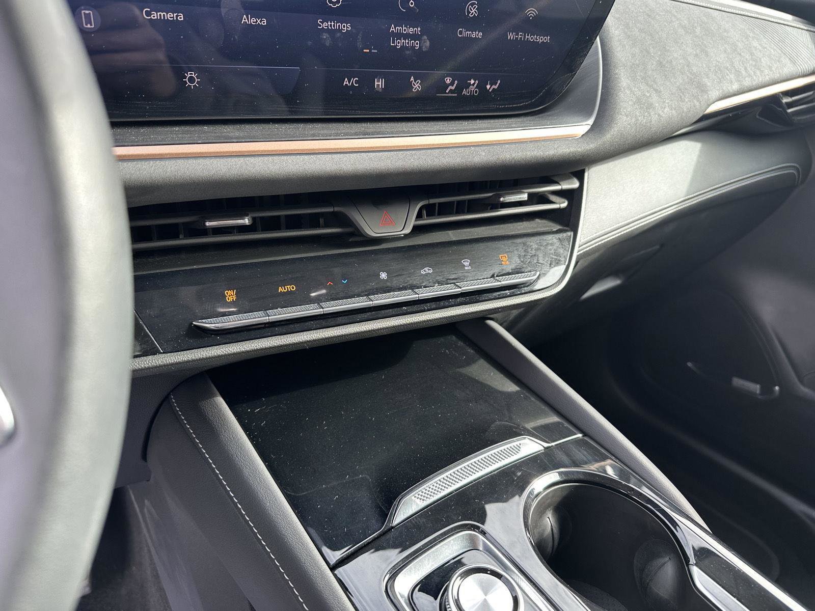 Used 2025 Buick Envision Sport Touring image 33