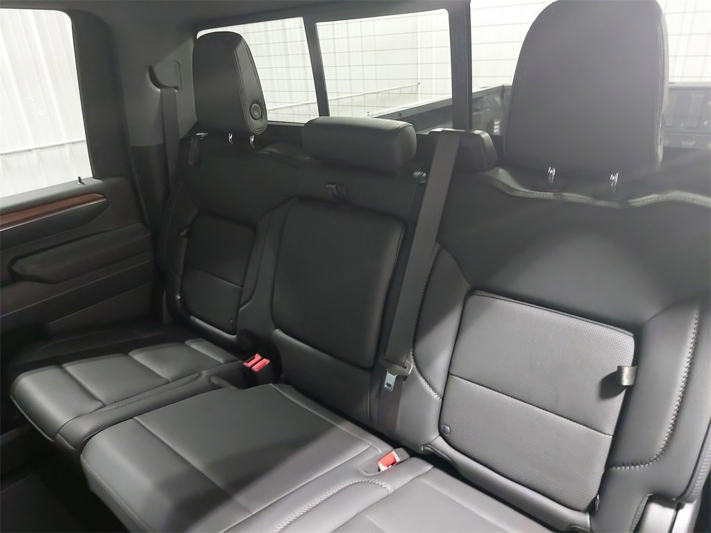 Used 2024 GMC Sierra 3500 Denali w/ Denali Reserve Package image 14