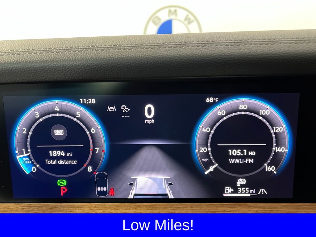 Used 2025 Volkswagen Tiguan SEL R-Line image 4