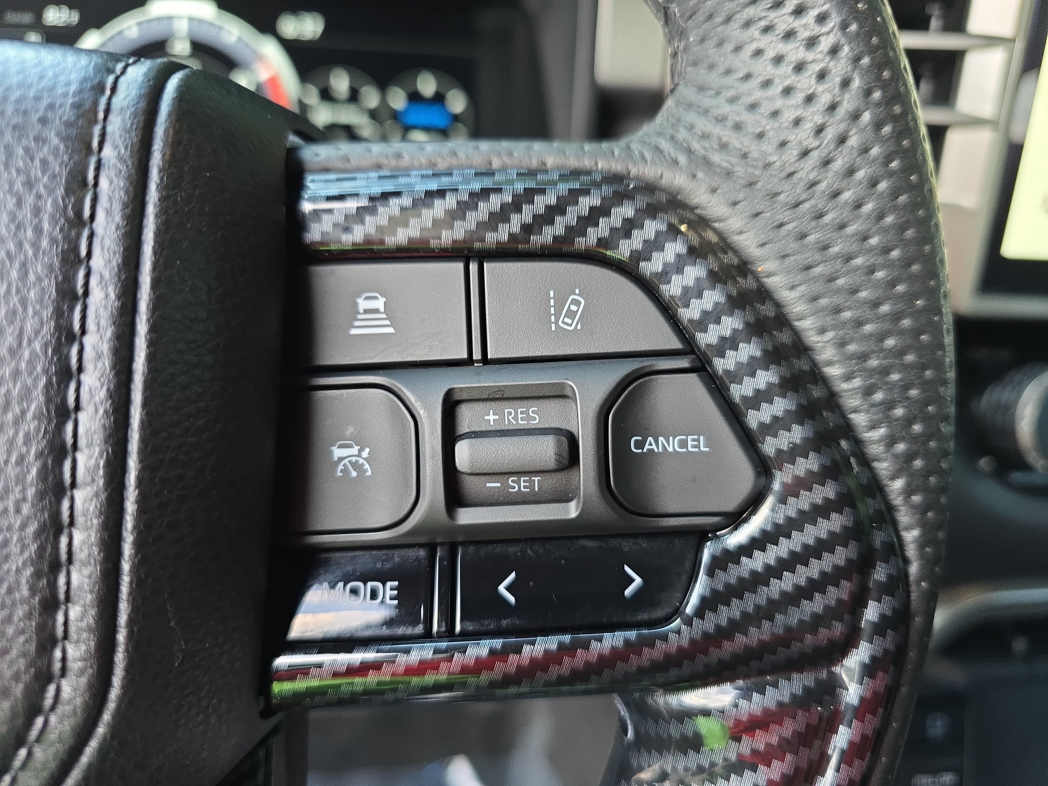 Used 2024 Toyota Tundra Limited w/ Power Package AWD/4WD image 17