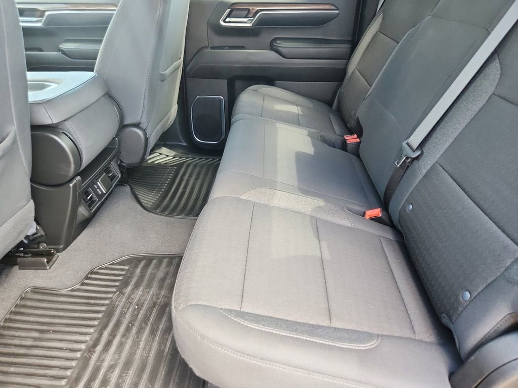 Used 2024 Chevrolet Silverado 1500 LT AWD/4WD image 13