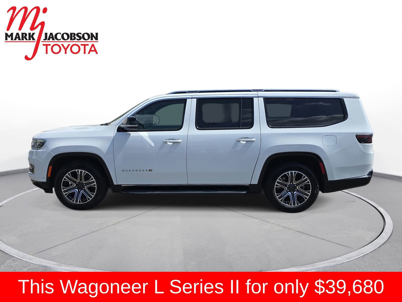 Used 2024 Jeep Wagoneer L Series II w/ Flexible Seating Group image 14