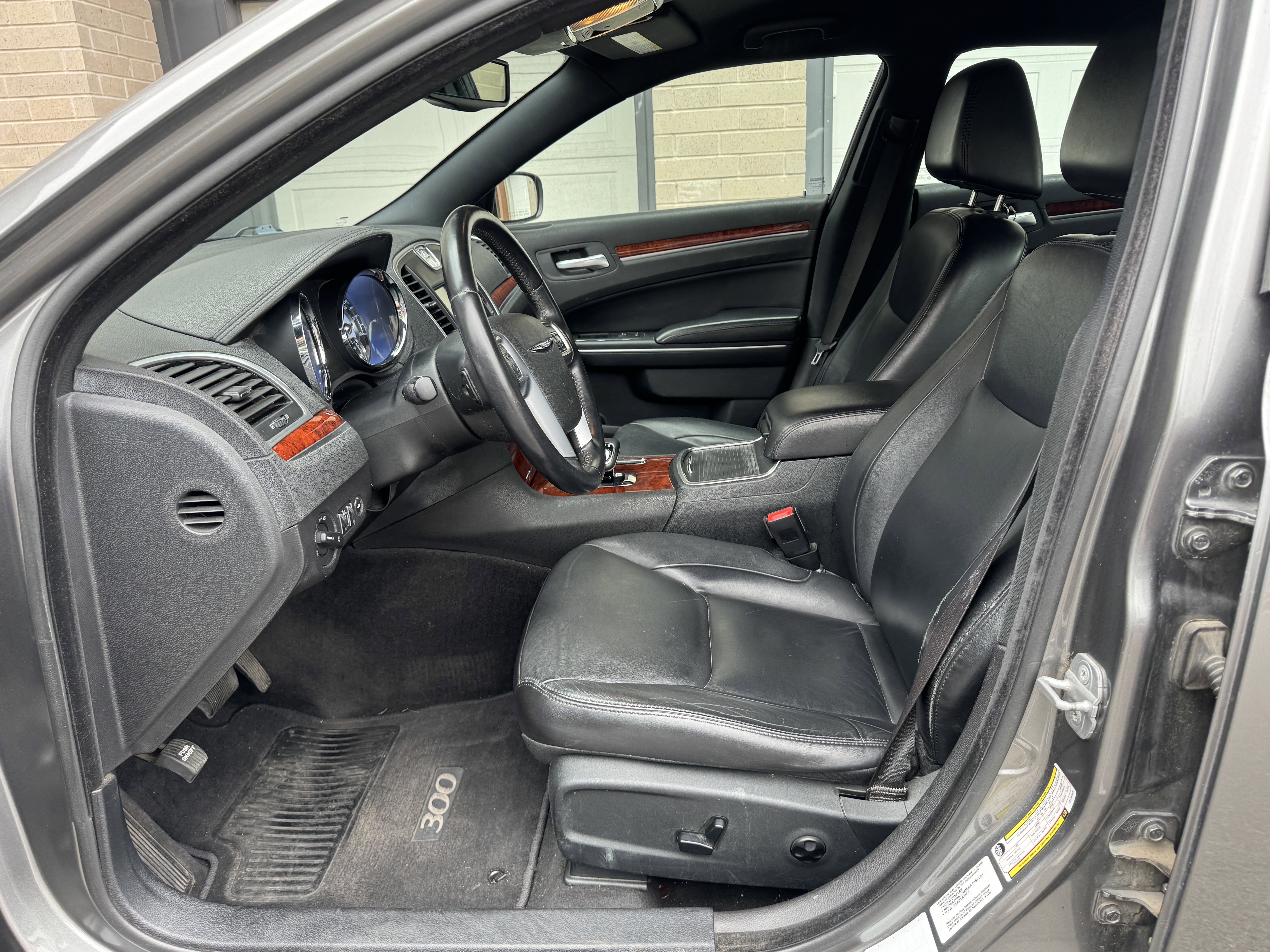 Used 2012 Chrysler 300 Limited AWD/4WD image 12
