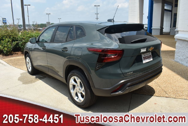 New 2026 Chevrolet Trax LS w/ LS Convenience Package FWD image 7