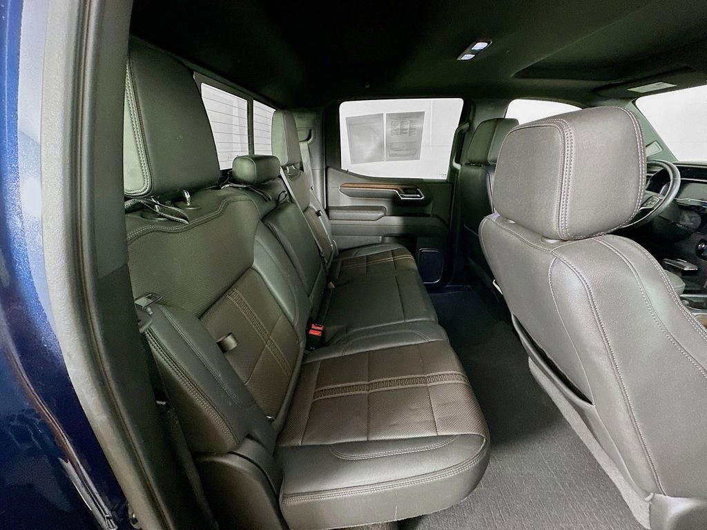 Used 2022 Chevrolet Silverado 1500 High Country w/ High Country Premium Package image 36