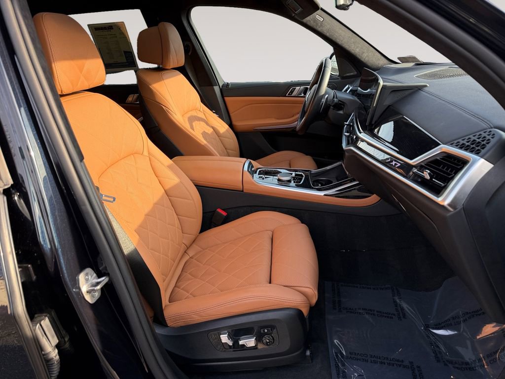 Certified 2023 BMW X7 xDrive40i w/ M Sport Package image 15