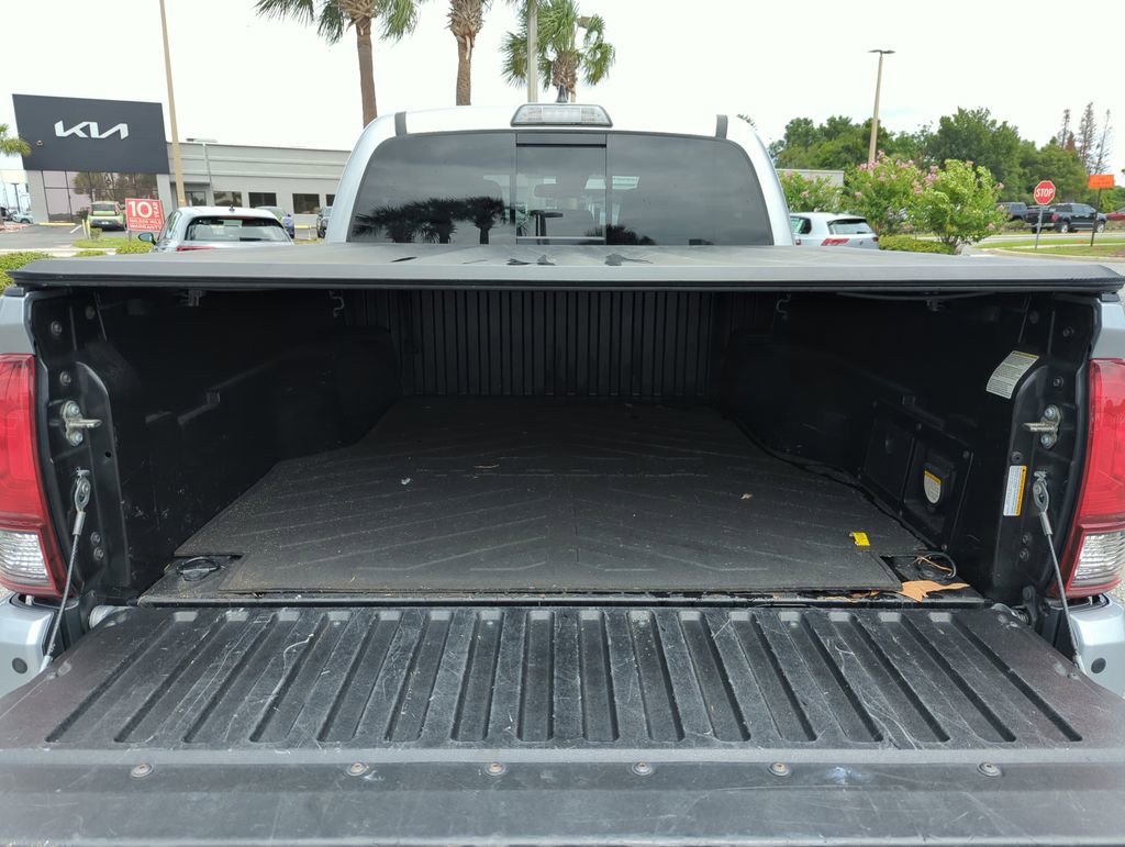 Used 2019 Toyota Tacoma TRD Sport w/ Technology Package RWD image 19