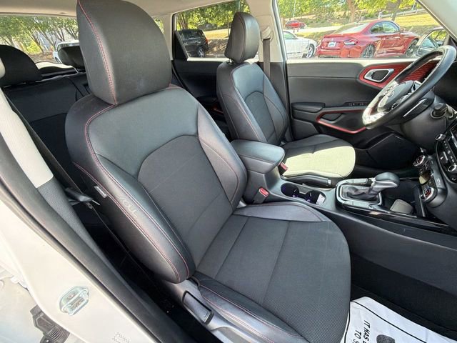 Used 2021 Kia Soul Turbo FWD image 31