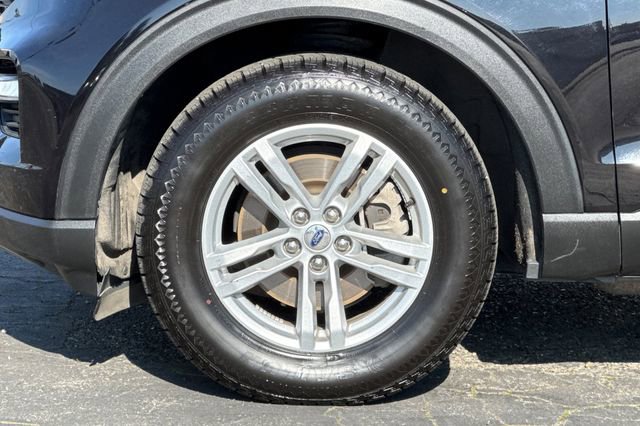 Used 2024 Ford Explorer XLT w/ Equipment Group 202A image 31