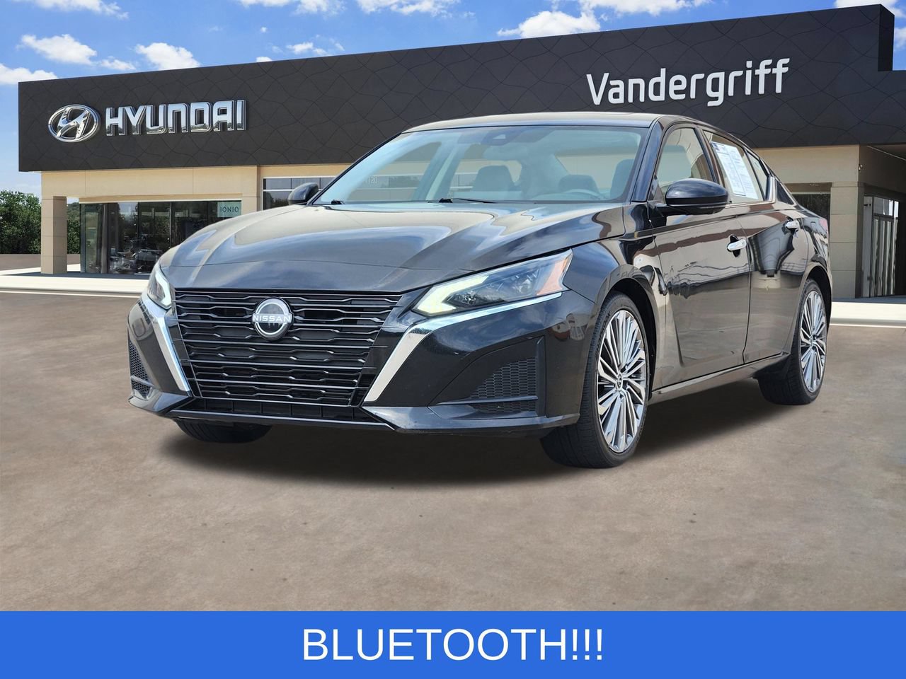 Used 2023 Nissan Altima 2.5 SL FWD image 2