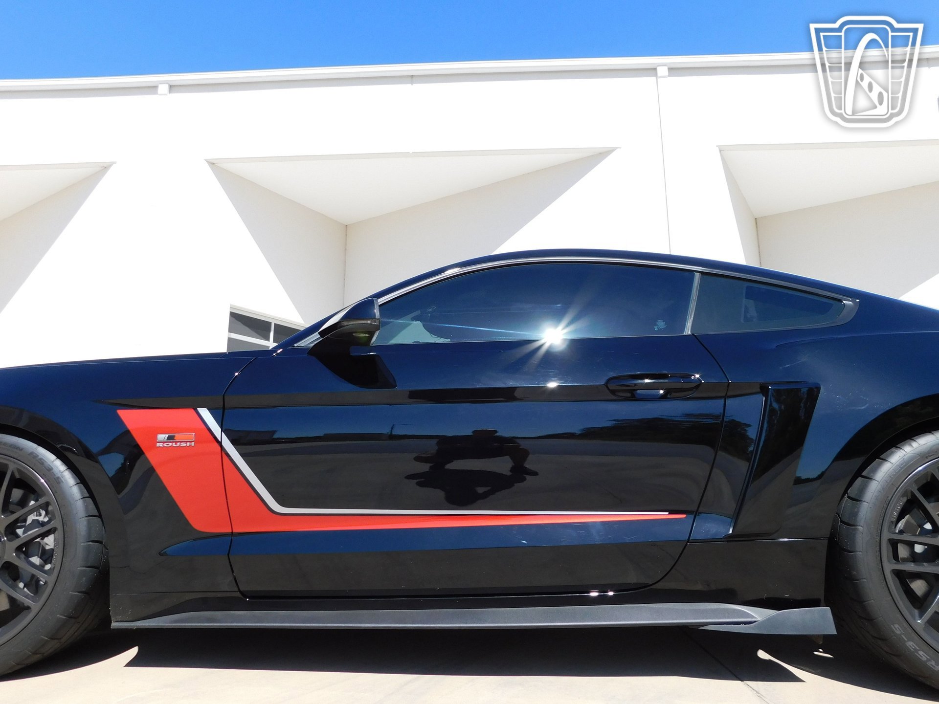 Used 2017 Ford Mustang GT Premium image 12