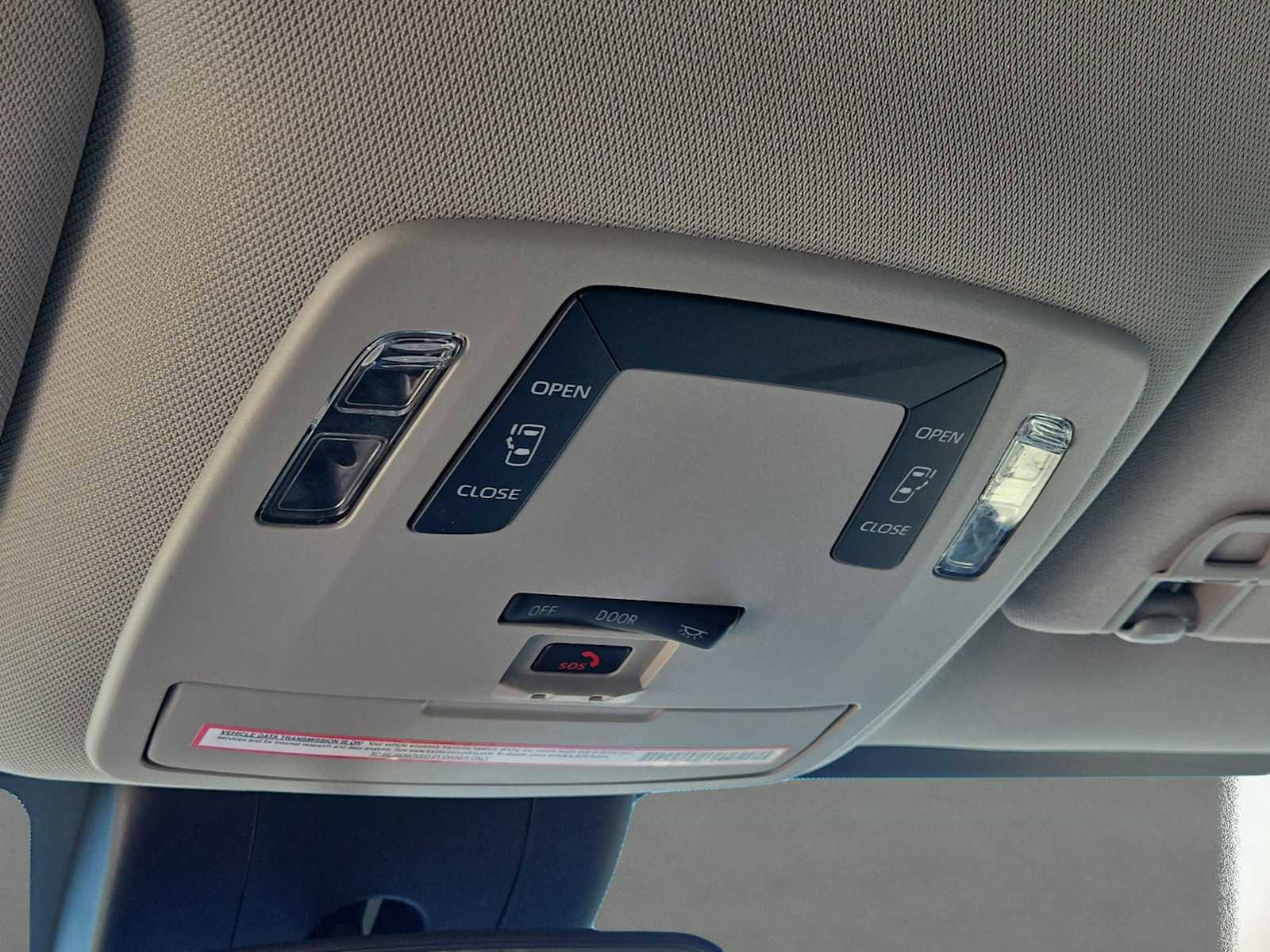 Used 2024 Toyota Sienna LE image 29