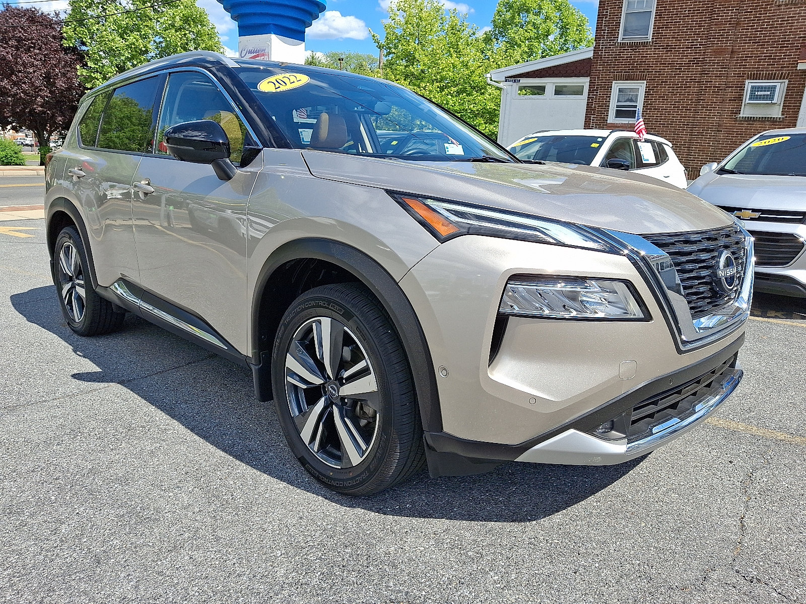 Used 2022 Nissan Rogue Platinum w/ Head-Up Display Package AWD/4WD image 7