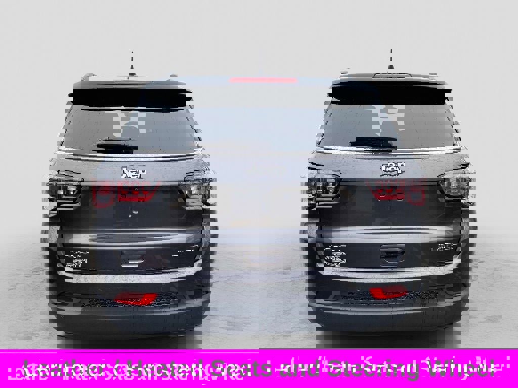 Used 2022 Jeep Compass Limited image 4