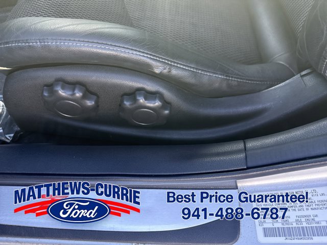 Used 2010 Nissan 370Z Touring RWD image 10