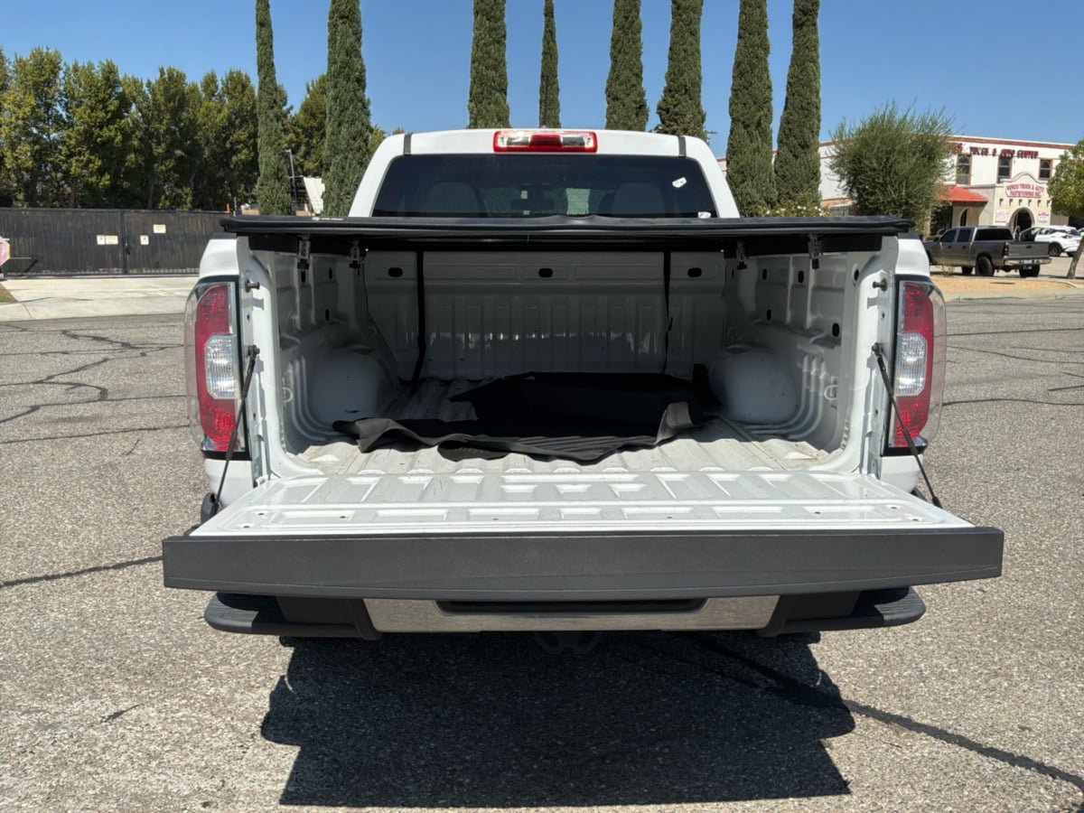 Used 2019 GMC Canyon 2WD Crew Cab w/ Convenience Package image 21