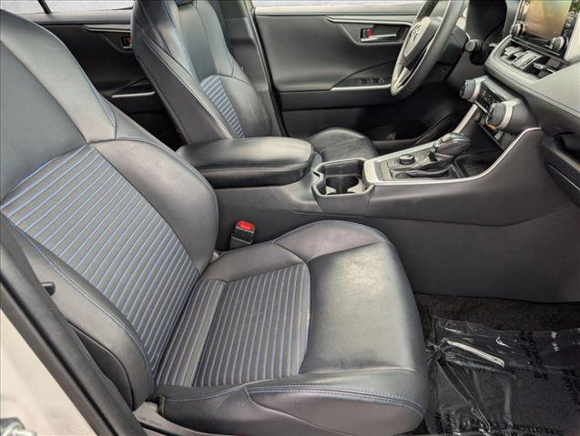 Used 2020 Toyota RAV4 XSE w/ XSE Grade Weather Package AWD/4WD image 21