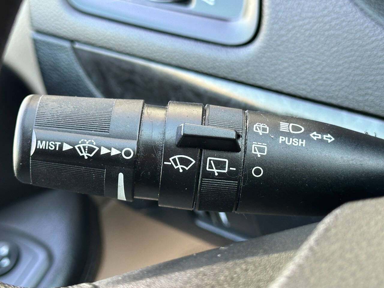 Used 2019 Dodge Grand Caravan SXT w/ Quick Order Package 29G SXT image 32