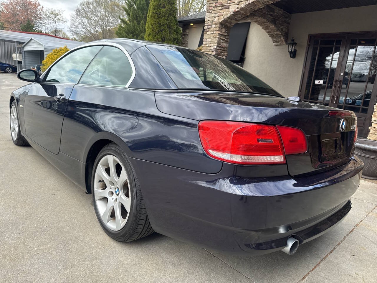 Used 2008 BMW 335i Convertible w/ Premium Pkg RWD image 3