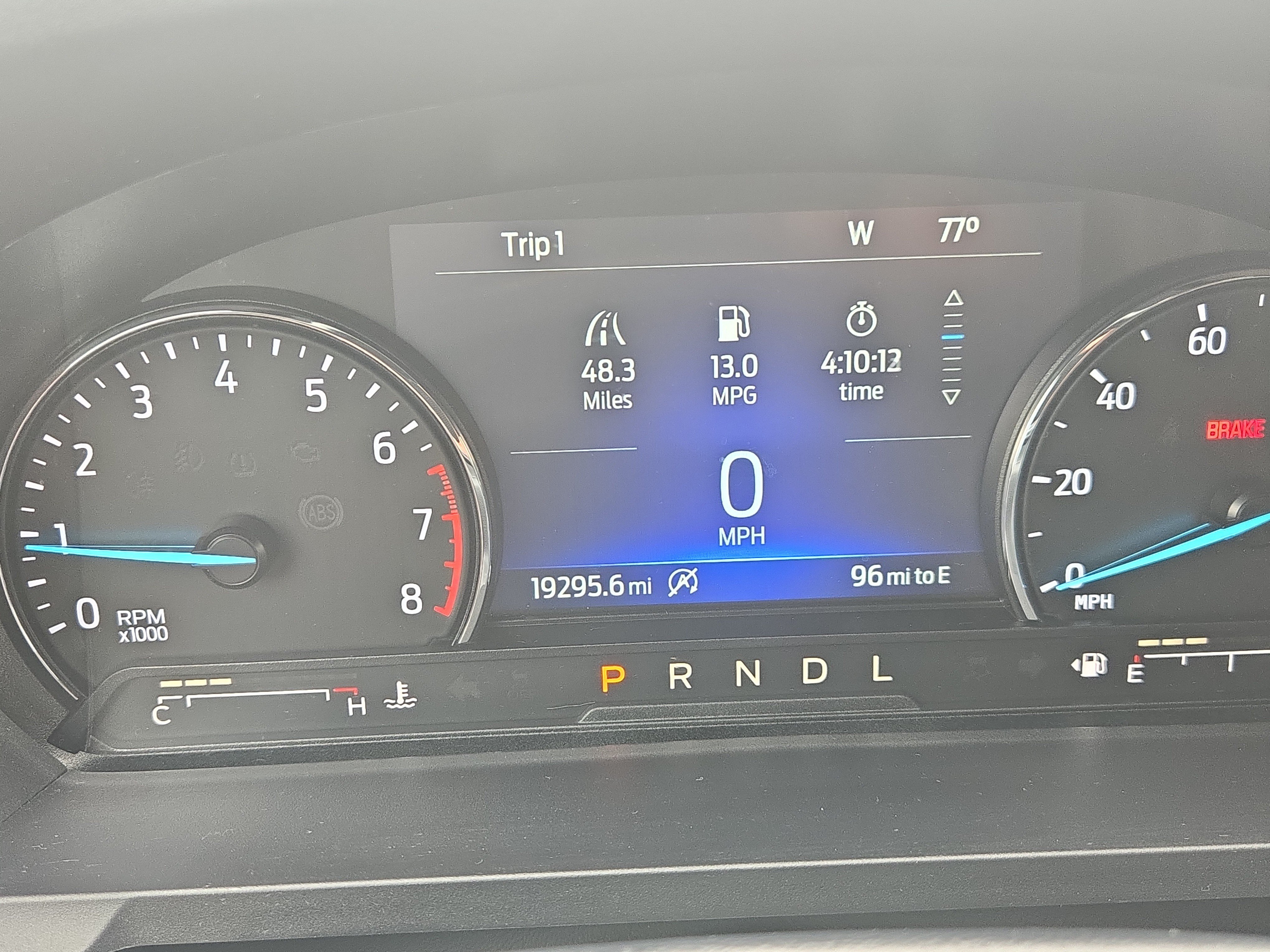 Used 2024 Ford Explorer XLT w/ Equipment Group 202A AWD/4WD image 28