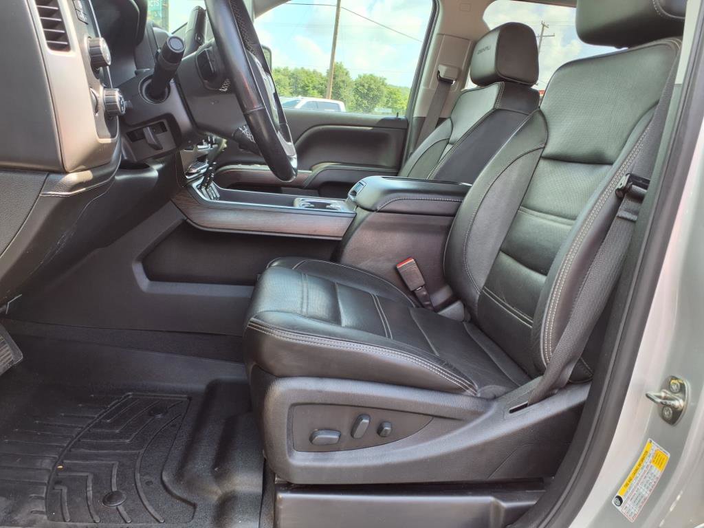 Used 2019 GMC Sierra 2500 Denali w/ Duramax Plus Package image 13