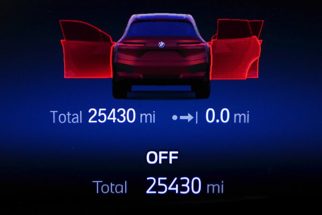 Certified 2023 BMW iX xDrive50 w/ Sport Package image 31