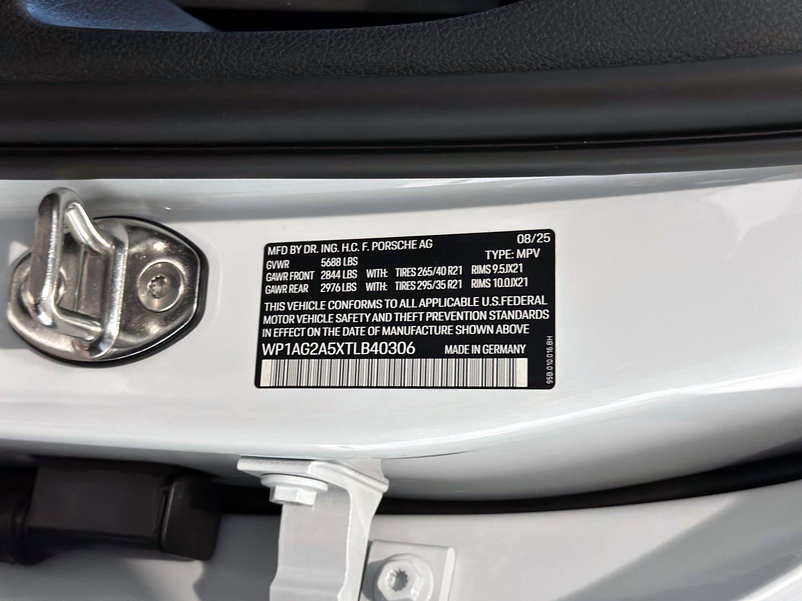 New 2026 Porsche Macan S image 31