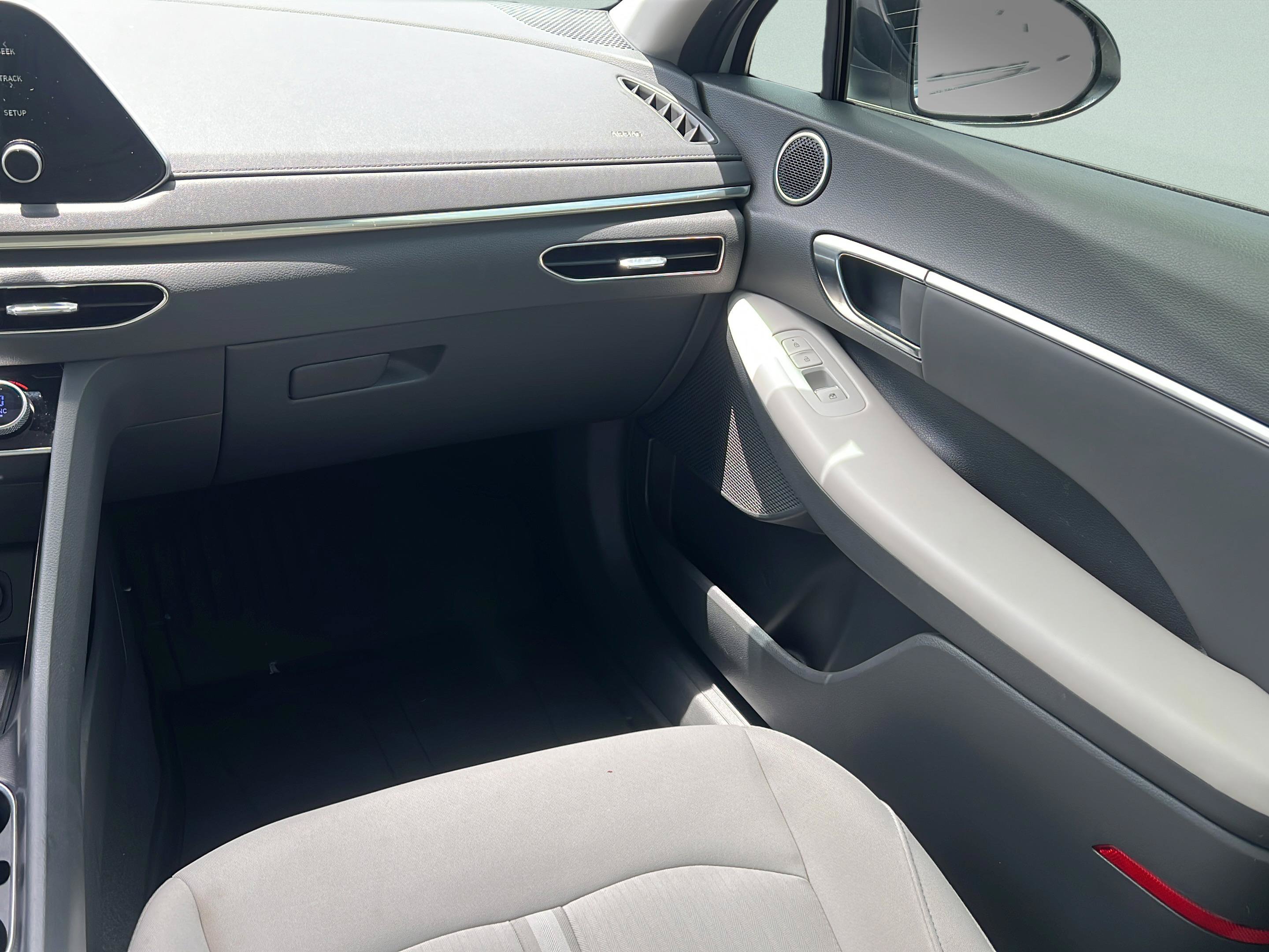 Used 2022 Hyundai Sonata SEL w/ Cargo Package FWD image 15