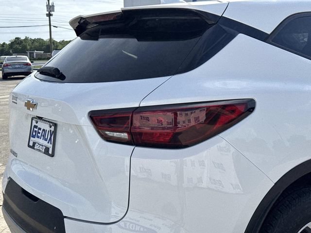 Used 2025 Chevrolet Blazer LT FWD image 12