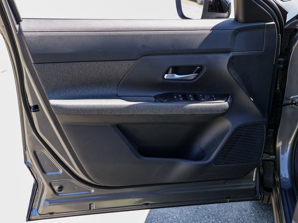 New 2026 Nissan Kicks SV image 23