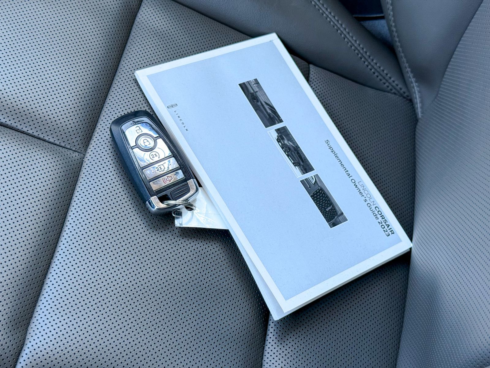 Used 2023 Lincoln Corsair AWD w/ Equipment Group 101A image 35