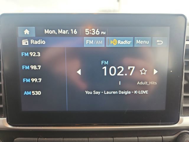 Used 2023 Hyundai Venue SEL image 19