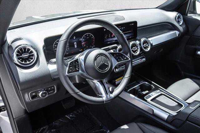 New 2026 Mercedes-Benz GLB 250 4MATIC image 10