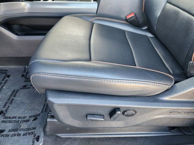 Used 2025 Ford F250 Lariat w/ FX4 Off-Road Package image 26