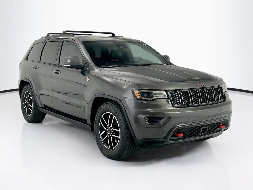 Used 2021 Jeep Grand Cherokee Trailhawk w/ Trailhawk Luxury Group AWD/4WD image 3