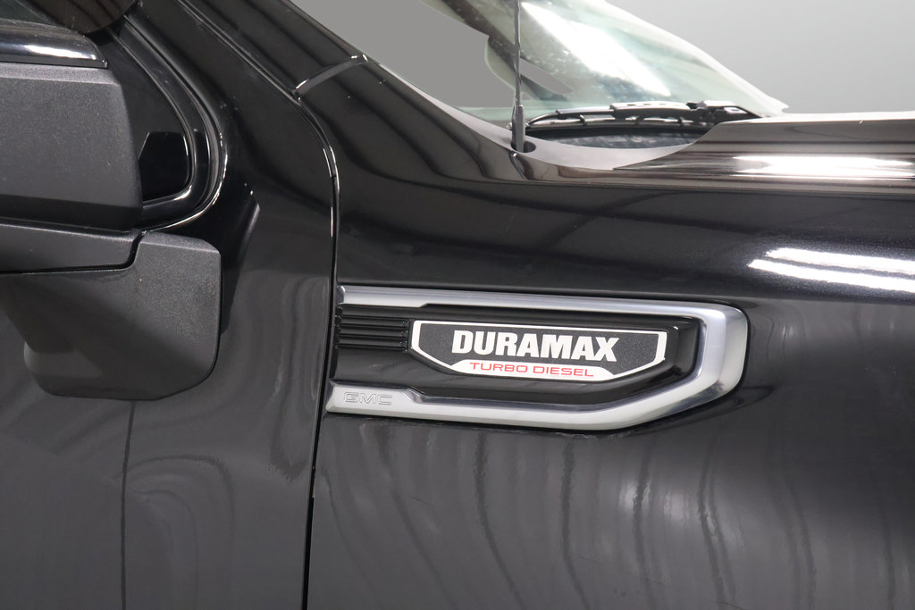 Used 2025 GMC Sierra 1500 AT4 w/ Technology Package AWD/4WD image 36