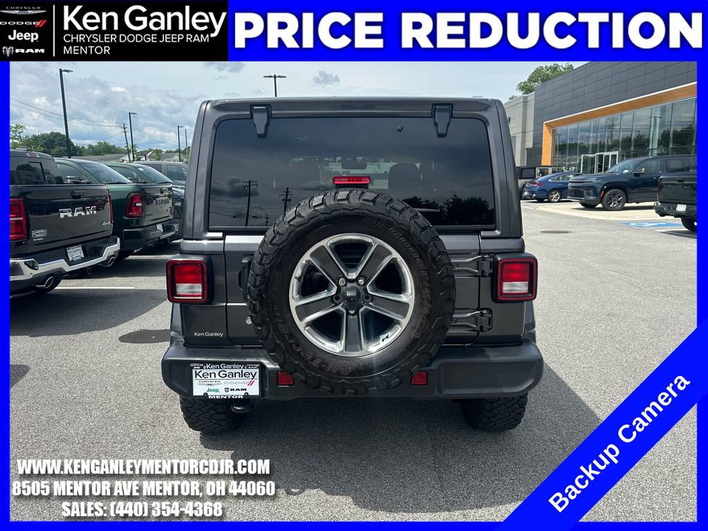 Used 2018 Jeep Wrangler Unlimited Sahara w/ Uconnect 4C Nav & Sound Group AWD/4WD image 8