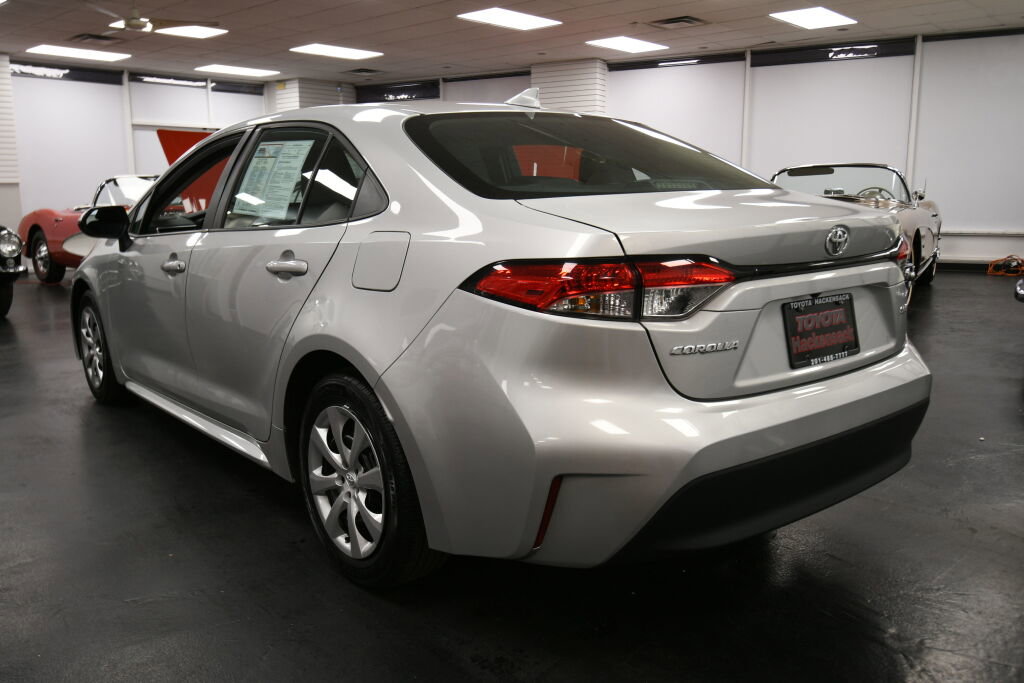 Certified 2024 Toyota Corolla LE image 5