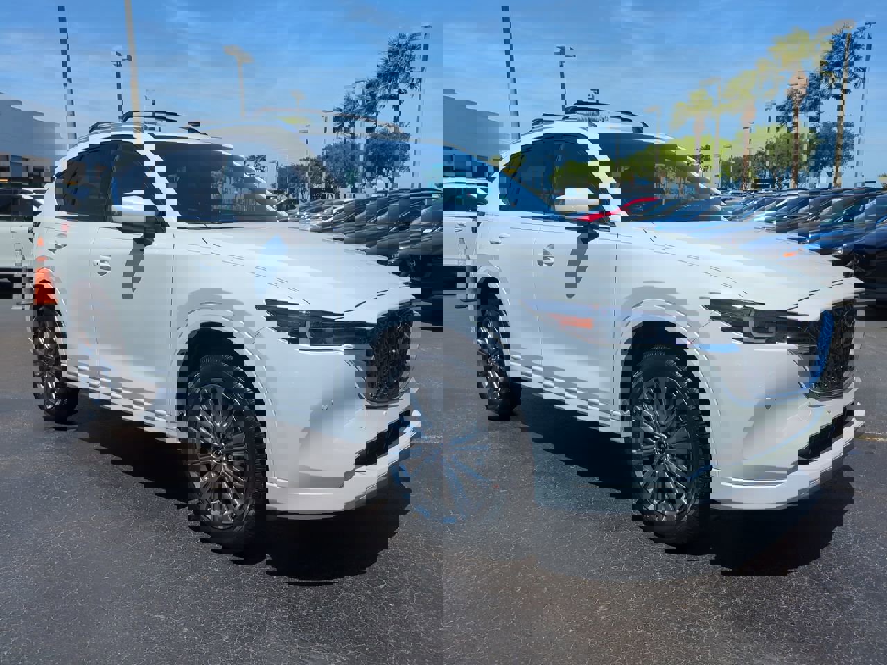 New 2025 MAZDA CX-5 Signature image 2