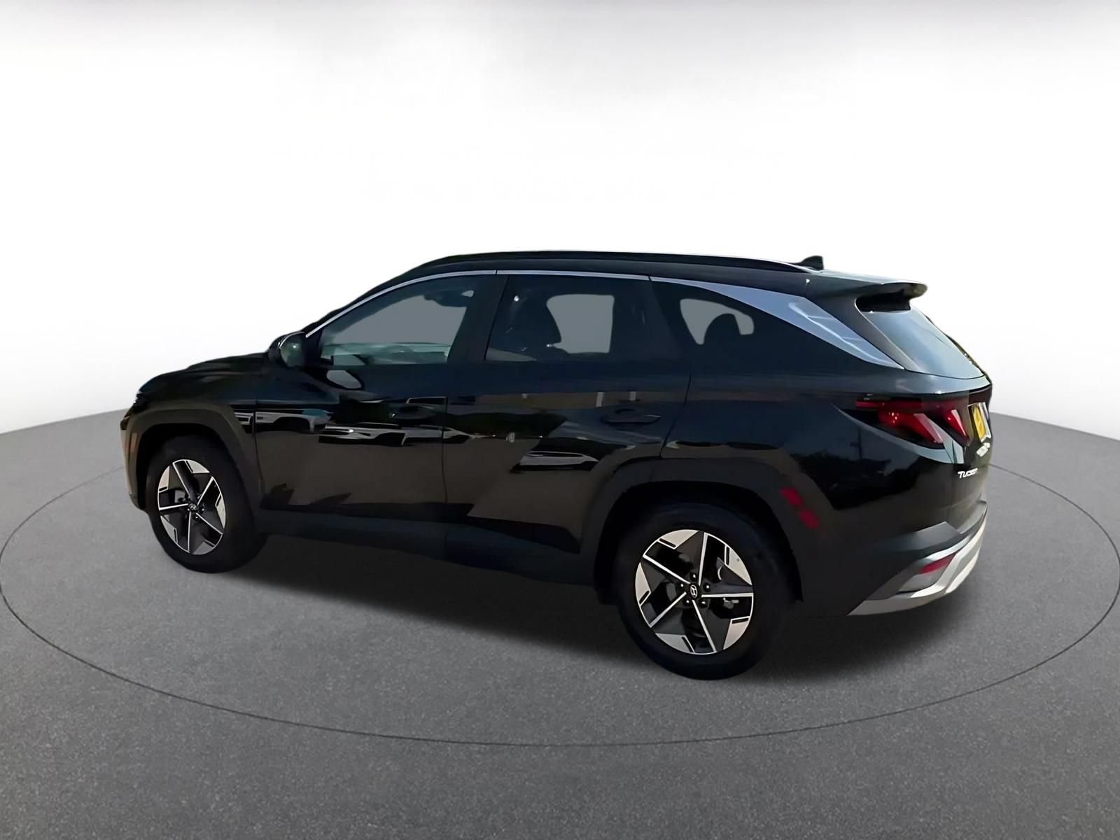 Used 2026 Hyundai Tucson SEL Plus FWD image 8