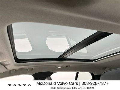 New 2025 Volvo XC40 B5 Plus w/ Protection Package Premier AWD/4WD image 18