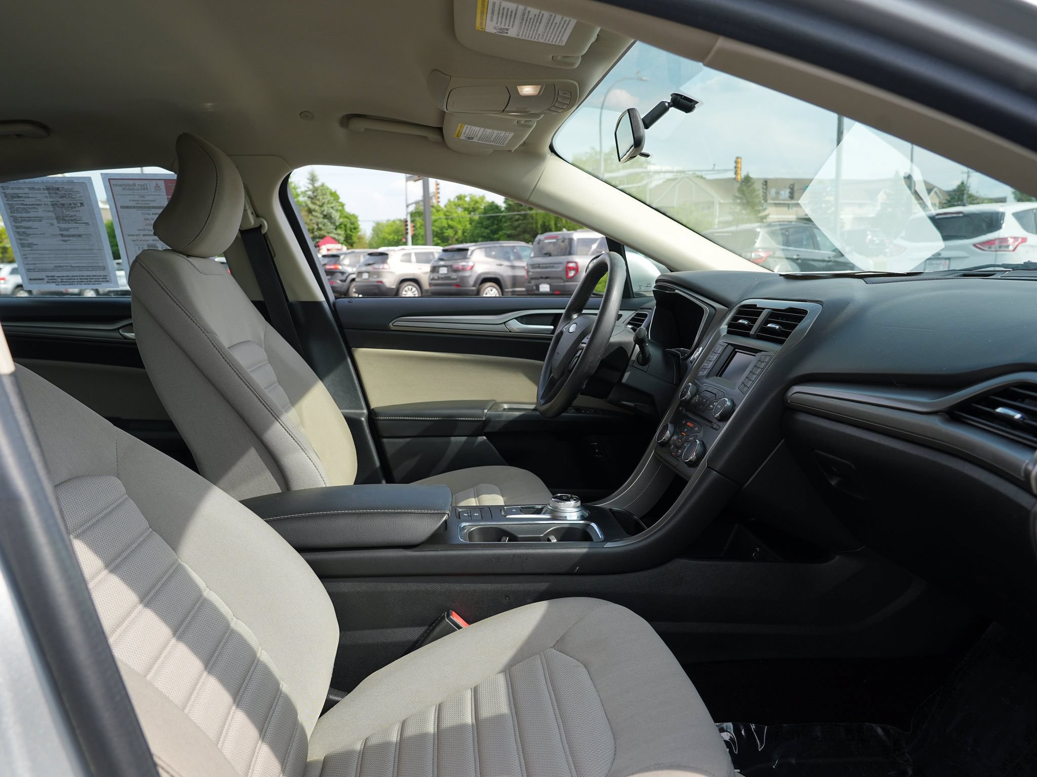 Used 2017 Ford Fusion S FWD image 29