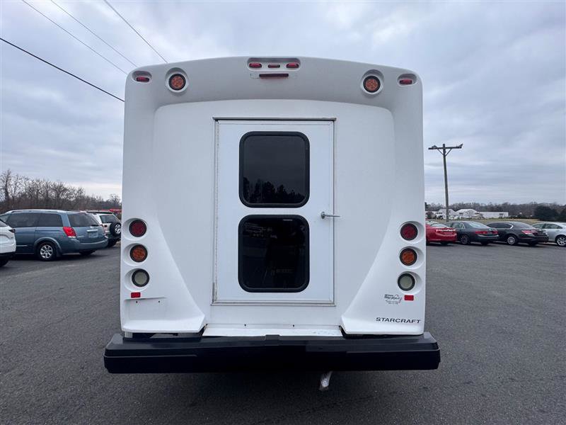Used 2014 Ford E-450 and Econoline 450 Super Duty w/ Shuttle Bus Prep Package RWD image 18