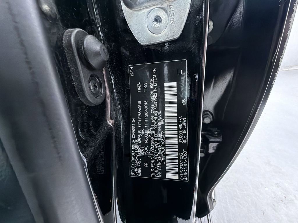 Used 2015 Toyota Land Cruiser image 26